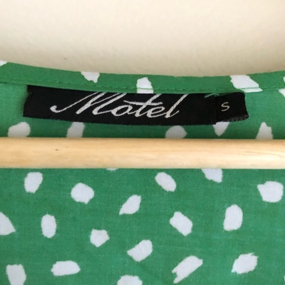 UO Motel Top - Picture 5 of 5